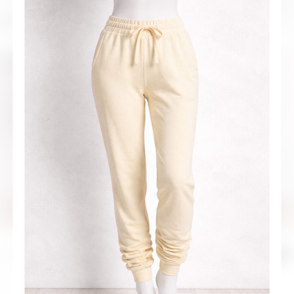 FABLETICS COZY BUTTER YELLOW JOGGERS